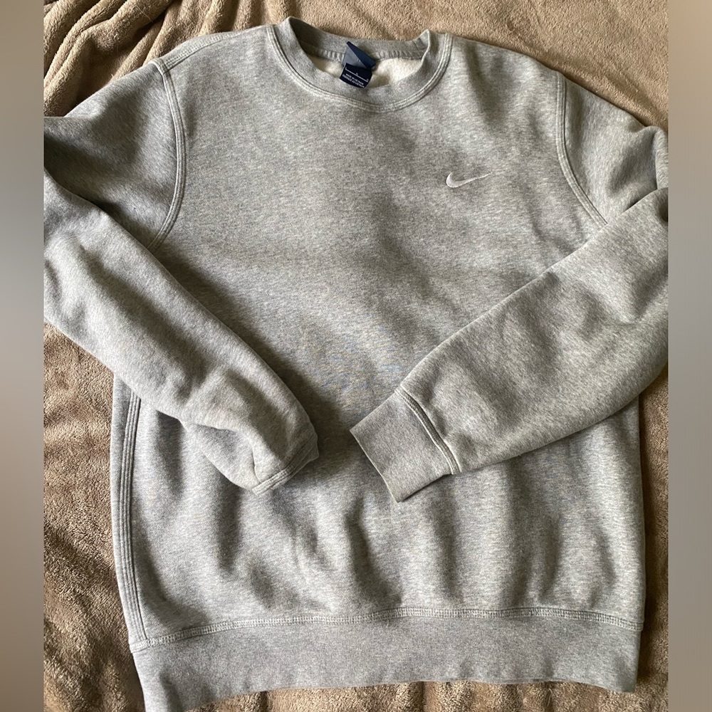 Nike crewneck